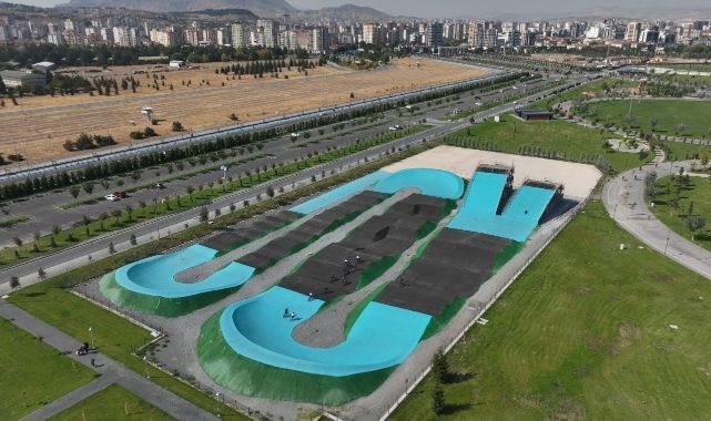 Büyükşehir, BMX Parkuru ile gençliğe hız ve heyecan katıyor
