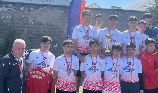 Develi’de Sporun Altın Çağı: Mustafa Asım Köksal Spor Lisesi Kayseri’yi Salladı!