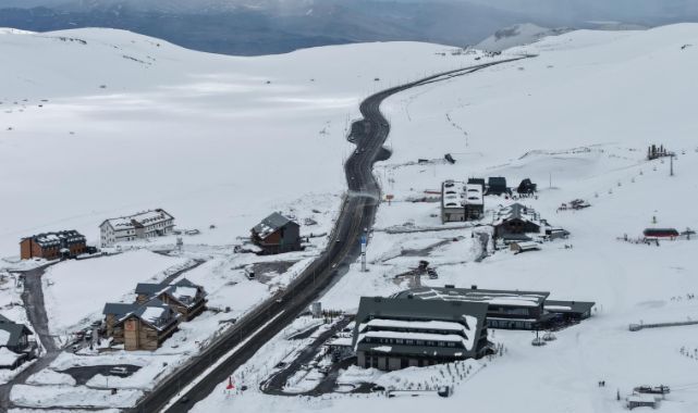 Erciyes’te kayak sezonu nisan sonuna kadar uzadı