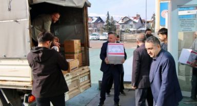 İyilik Timi öğrencilerinden ihtiyaç sahiplerine destek