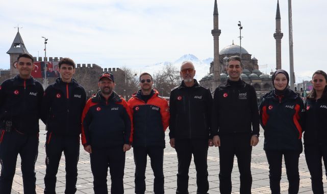 Kayseri’de Deprem Haftası’nda arama-kurtarma ekiplerinden bilgilendirme standı