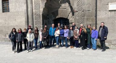 Nevşehir’den gelen turizm rehberleri, Kayseri’deki turizm merkezlerini ziyaret etti
