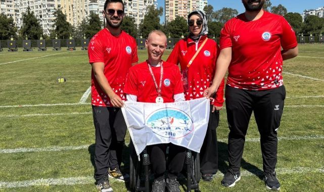 Okçuluk sporcusundan Türkiye ikinciliği