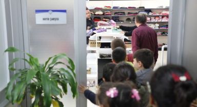 Öksüz ve yetimlerin bayramlıkları yine Talas Belediyesi’nden