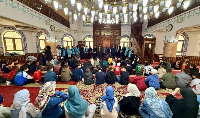 TDV Kayseri Kadın Kolları’ndan çocuklara bayram hediyesi