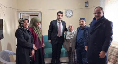 Tomarza'da 21 kimsesiz vatandaş ziyaret edildi