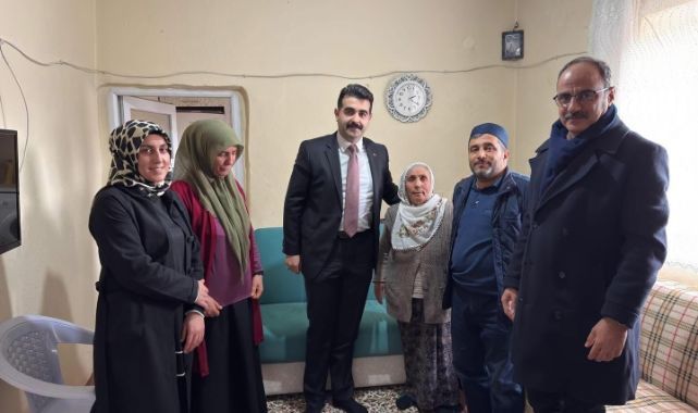 Tomarza'da 21 kimsesiz vatandaş ziyaret edildi