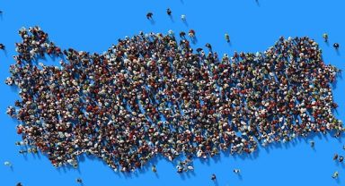 TÜİK Verilerinde Kadın Dosyası: Nüfusta Eşitlik, Temsilde Yükseliş ve Yaşam Süresinde Fark