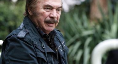 Usta sanatçı Orhan Gencebay, hastanede tedavi altında