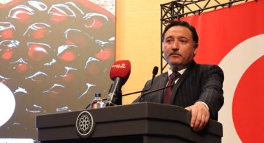 Vali Gökmen Çiçek: E-ticaret eğitimini gençlere ve üniversite öğrencilerine ısrarla devam ettirmek durumundayız