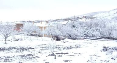 Akkışla ve Tomarza’da kar yağışı etkili oldu