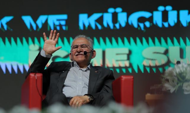 Başkan Büyükkılıç, Kayseri Üniversitesi’nde gençlerle buluştu