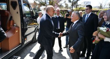 Eski bakan Çavuşoğlu: 