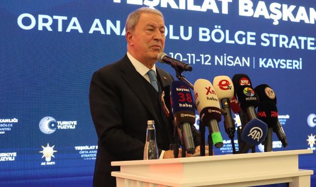 Hulusi Akar: Recep Tayyip Erdoğan liderliğinden başka bu ülkeyi yönetmek gerçekten mümkün değil