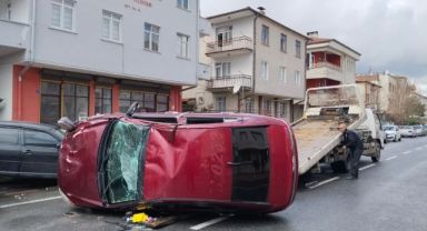 Kayseri'de otomobilin devrildiği kaza kamerada