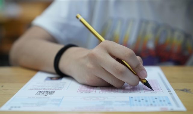 LGS Tarihi Belli Oldu: Bakan Tekin Duyurdu!