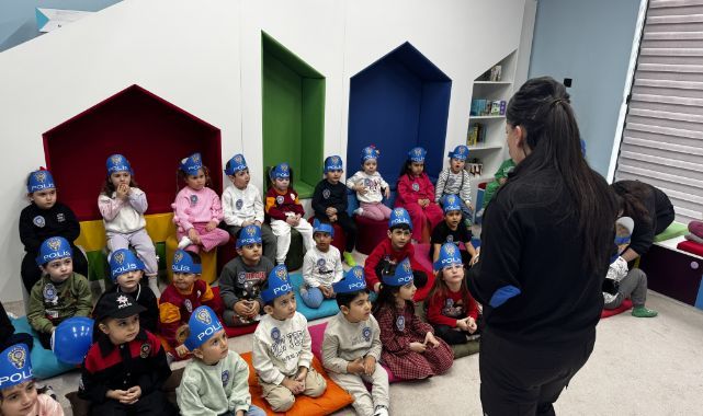 Miniklere polislik mesleği tanıtıldı