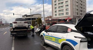 Mürekkep balığı egzozlu araç sürücüsüne ceza