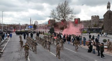 Polis haftasında Özel Harekat'tan nefes kesen gösteri
