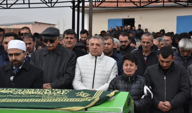 Tomarza Büyükcanlı Mahalle Muhtarı son yolculuğuna uğurlandı